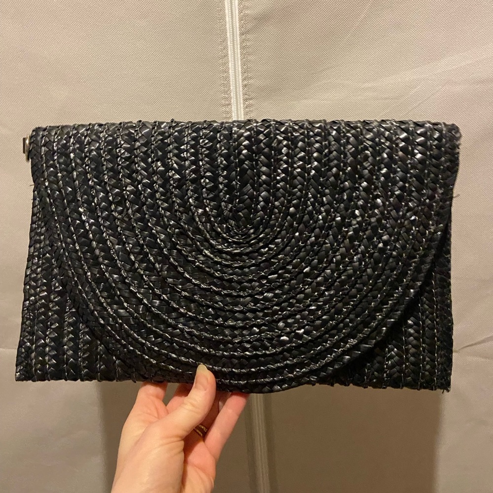 Straw clutch bag